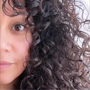 Meet your Posher, Maeva